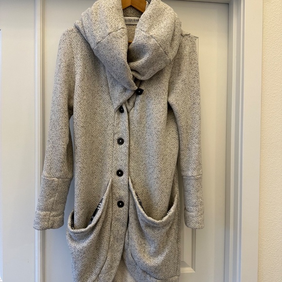 Rebecca King Three Way Sweater in Salt & Pepper - Picture 7 of 8